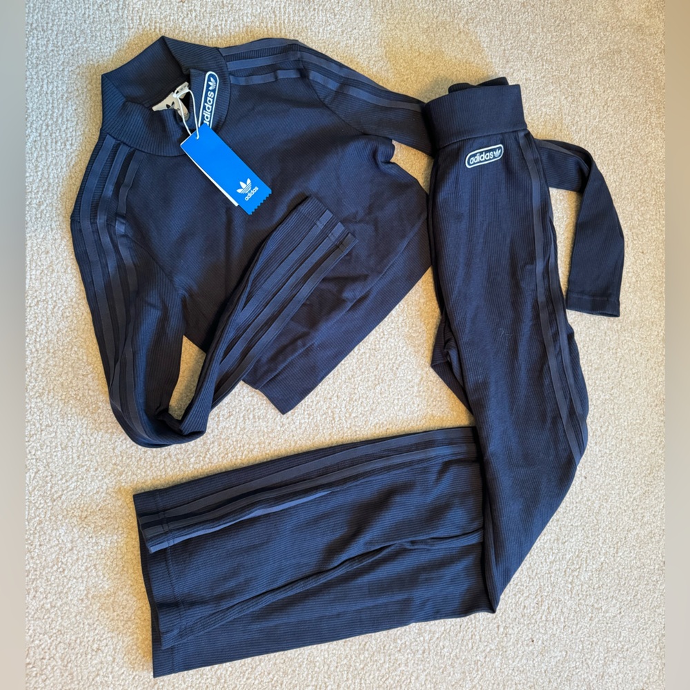 NWTs Girls Navy Adidas Outfit — Sz 6
